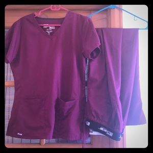 Barely worn Grey’s Anatomy scrubs.